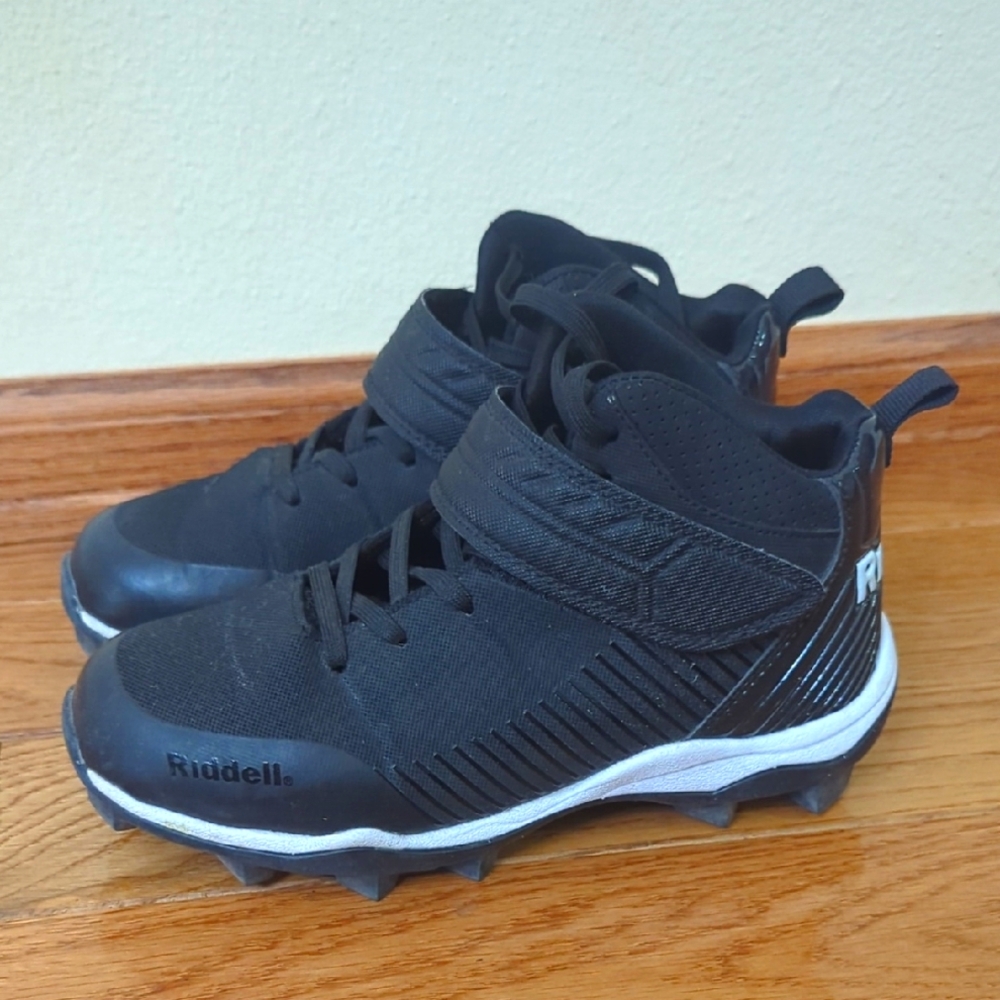 Youth Football Cleats